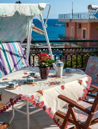 Dom wakacyjny Fernanda's Traditional 2 Floor House Poros (Kefalonia)