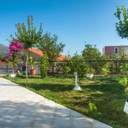 Fernanda's Traditional 2 Floor House Poros (Kefalonia)