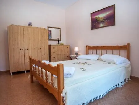Fernanda's Traditional 2 Floor House Dom wakacyjny Poros (Kefalonia)