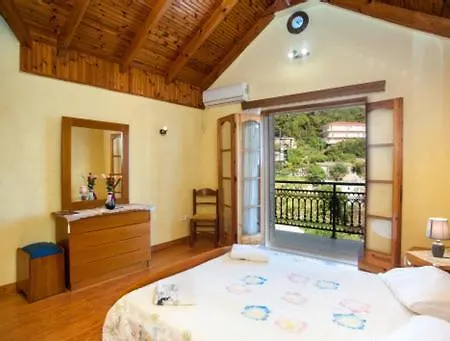 Fernanda's Traditional 2 Floor House Порос